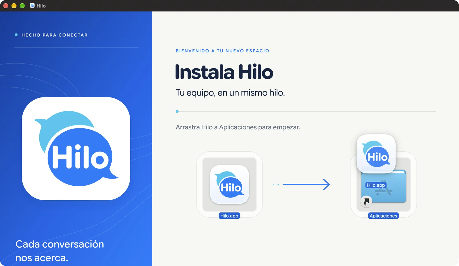 Captura de la ventana de Hilo-Mac.dmg con Hilo arrastrado sobre la carpeta Aplicaciones.